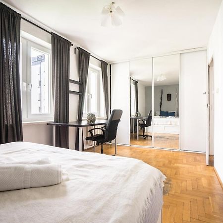 Oomph Warsaw Central 3-Bedroom Flat Dış mekan fotoğraf
